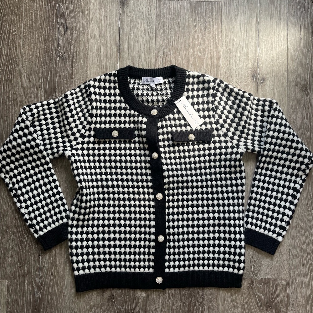 Black and White Women's Sweater